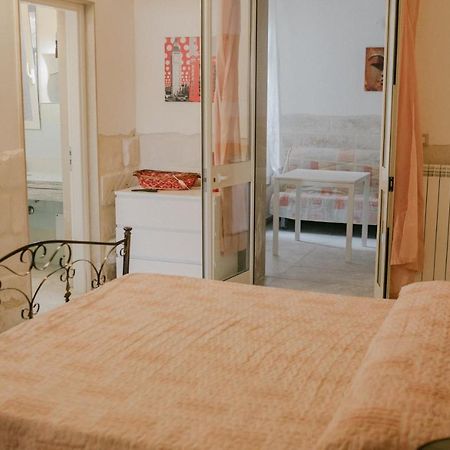 Bed and Breakfast Le Camporelle In Citta Лечче Экстерьер фото