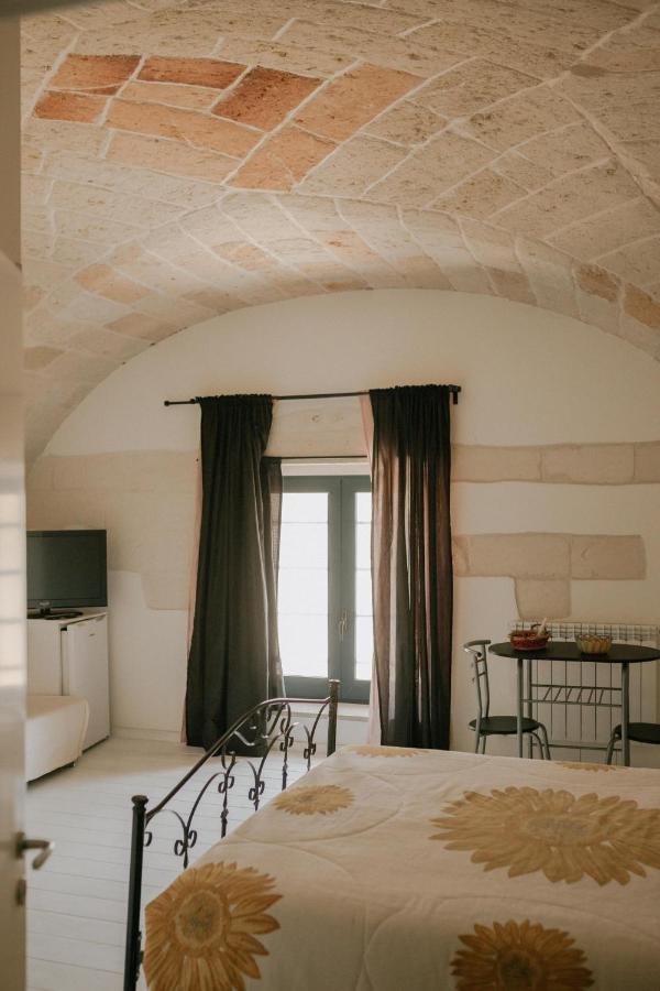 Bed and Breakfast Le Camporelle In Citta Лечче Экстерьер фото