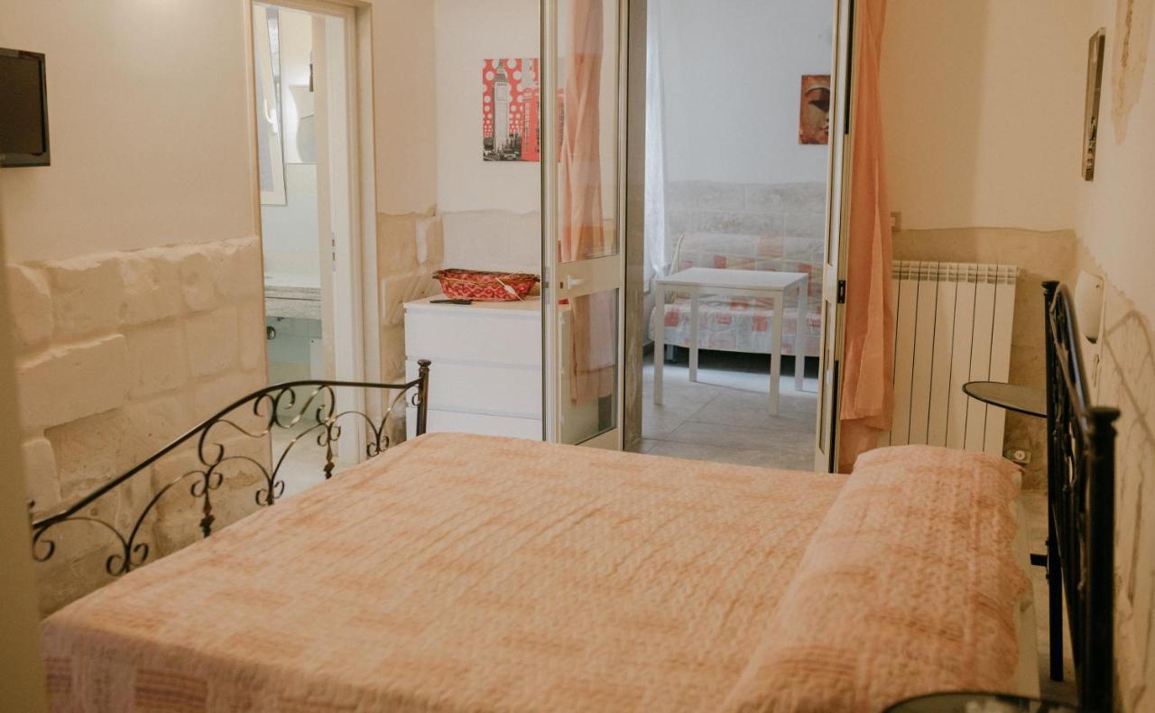 Bed and Breakfast Le Camporelle In Citta Лечче Экстерьер фото